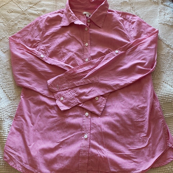Talbots Gingham pattern light weight for summer. Great paired up with jeans! - Picture 2 of 4